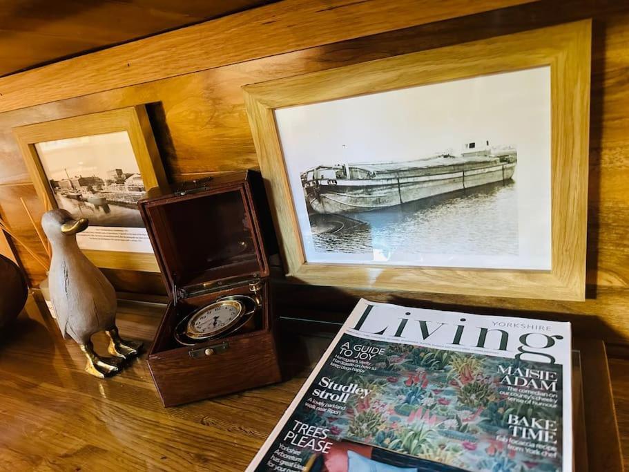 Unique Houseboat Experience I Central City Break 요크 외부 사진